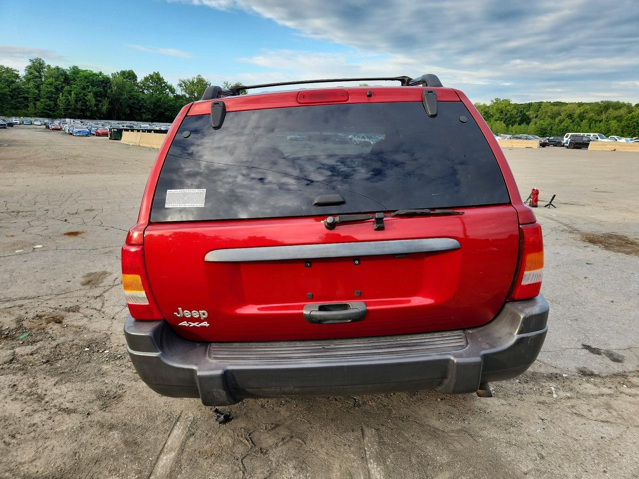 2003 JEEP GRAND CHEROKEE LAREDO — Фото 6 из 13