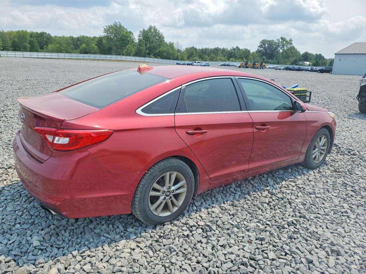 2016 HYUNDAI SONATA SE — Фото 3 из 12