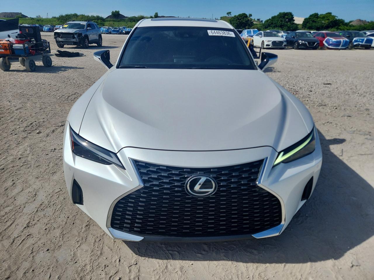 2024 LEXUS IS 300 BASE — Фото 5 из 13