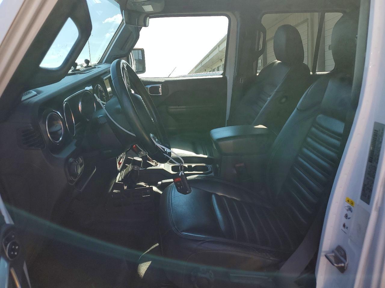 2020 JEEP GLADIATOR RUBICON — Фото 7 из 12