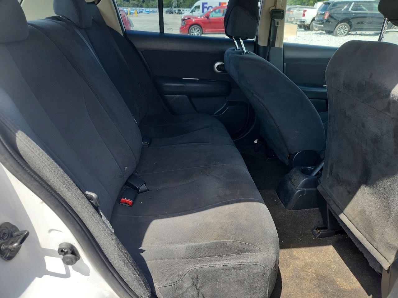 2009 NISSAN VERSA 1.8 S — Фото 10 из 12