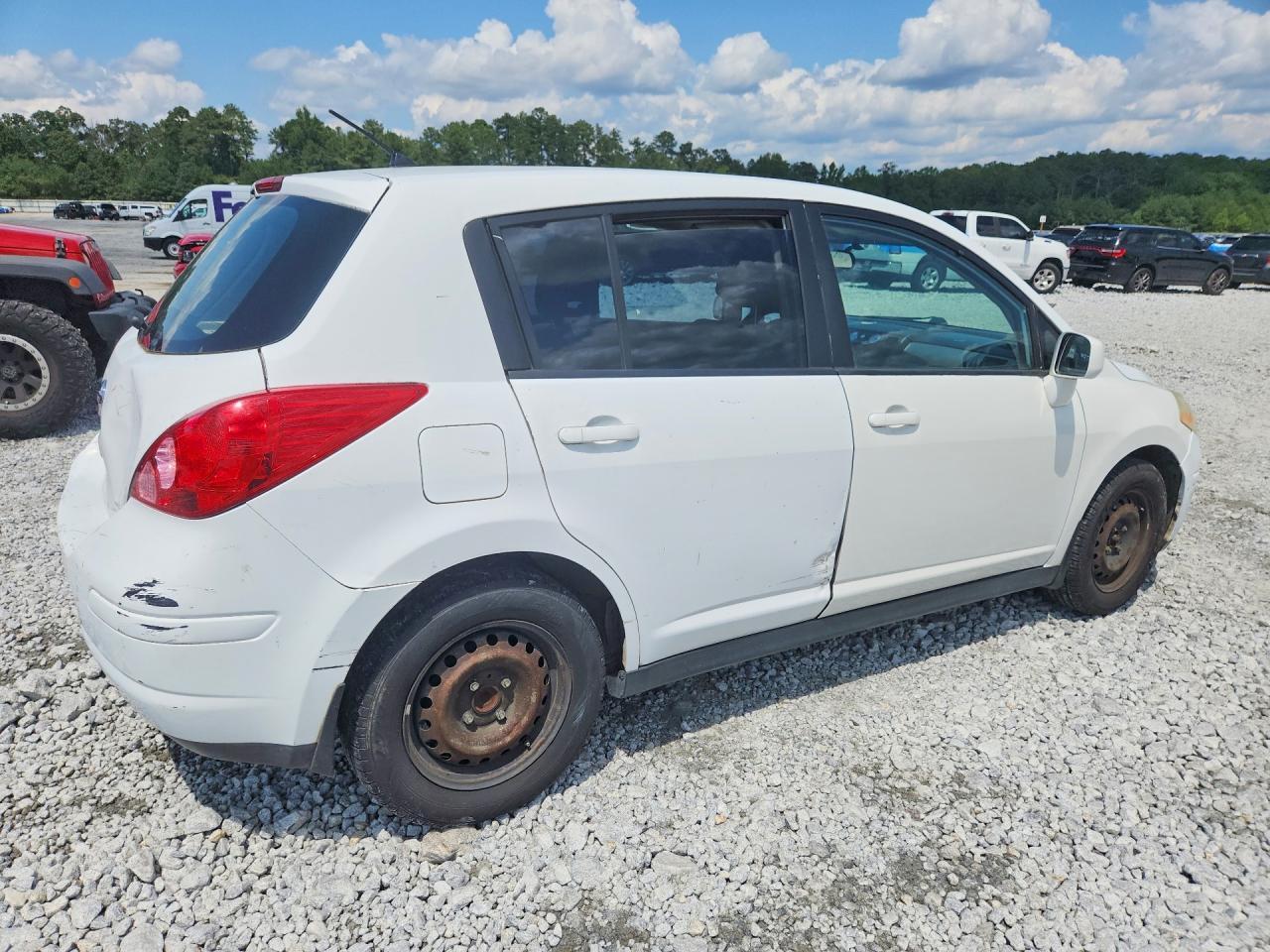 2009 NISSAN VERSA 1.8 S — Фото 3 из 12