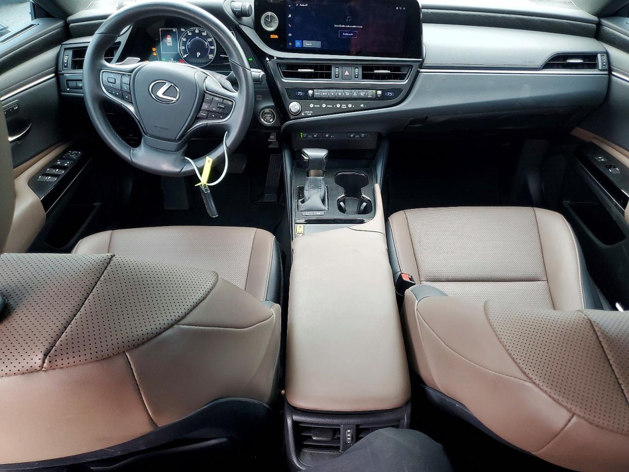 2024 LEXUS ES 300H BASE — Фото 8 из 13
