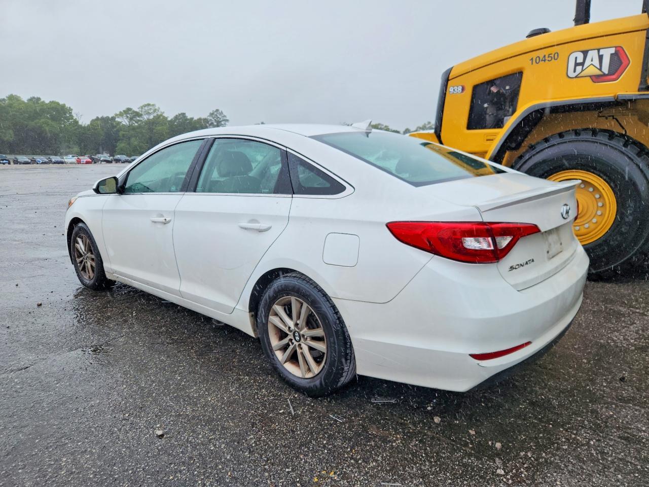 2016 HYUNDAI SONATA SE — Фото 2 из 12
