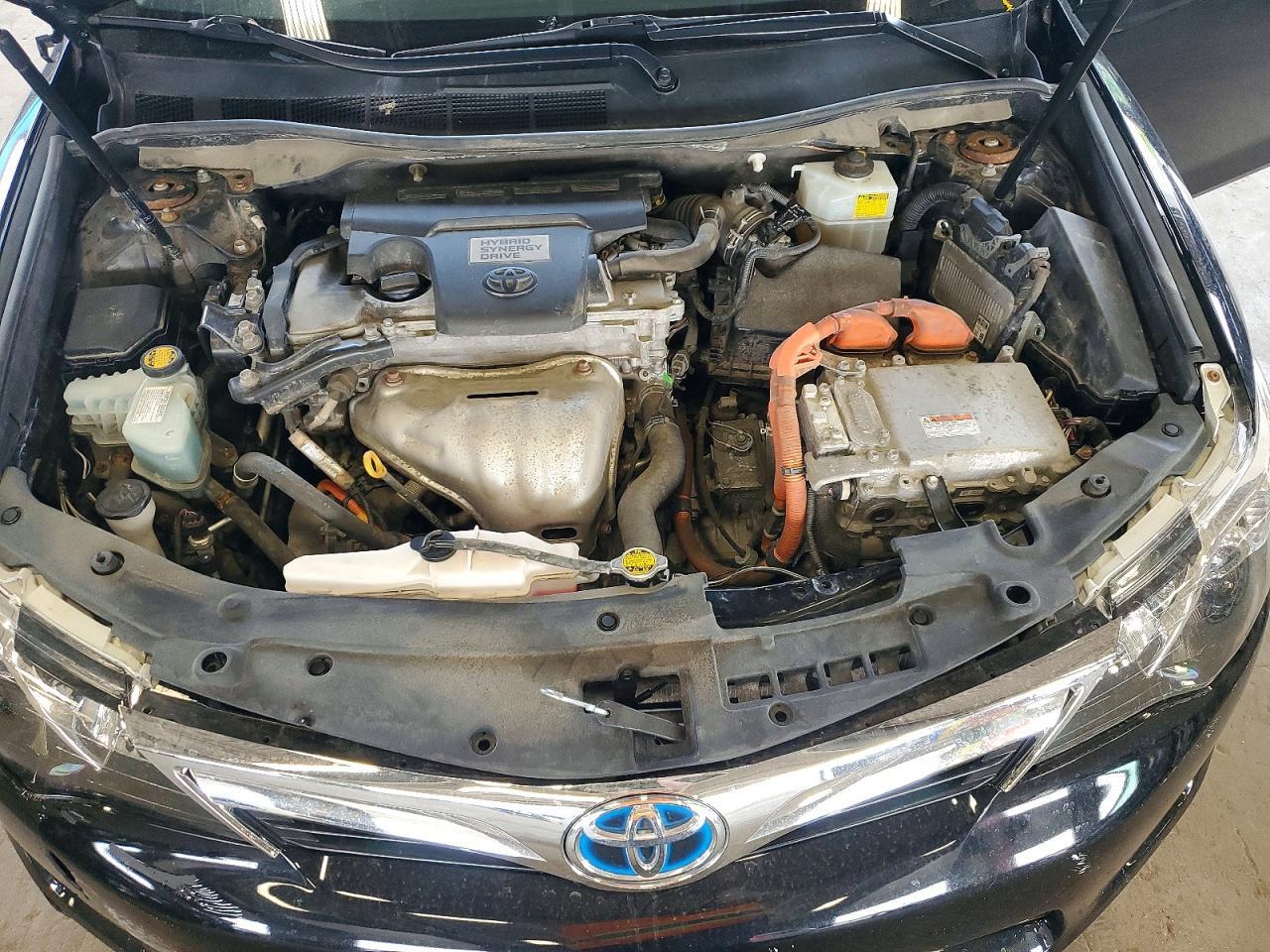 2012 TOYOTA CAMRY HYBRID XLE — Фото 12 из 13