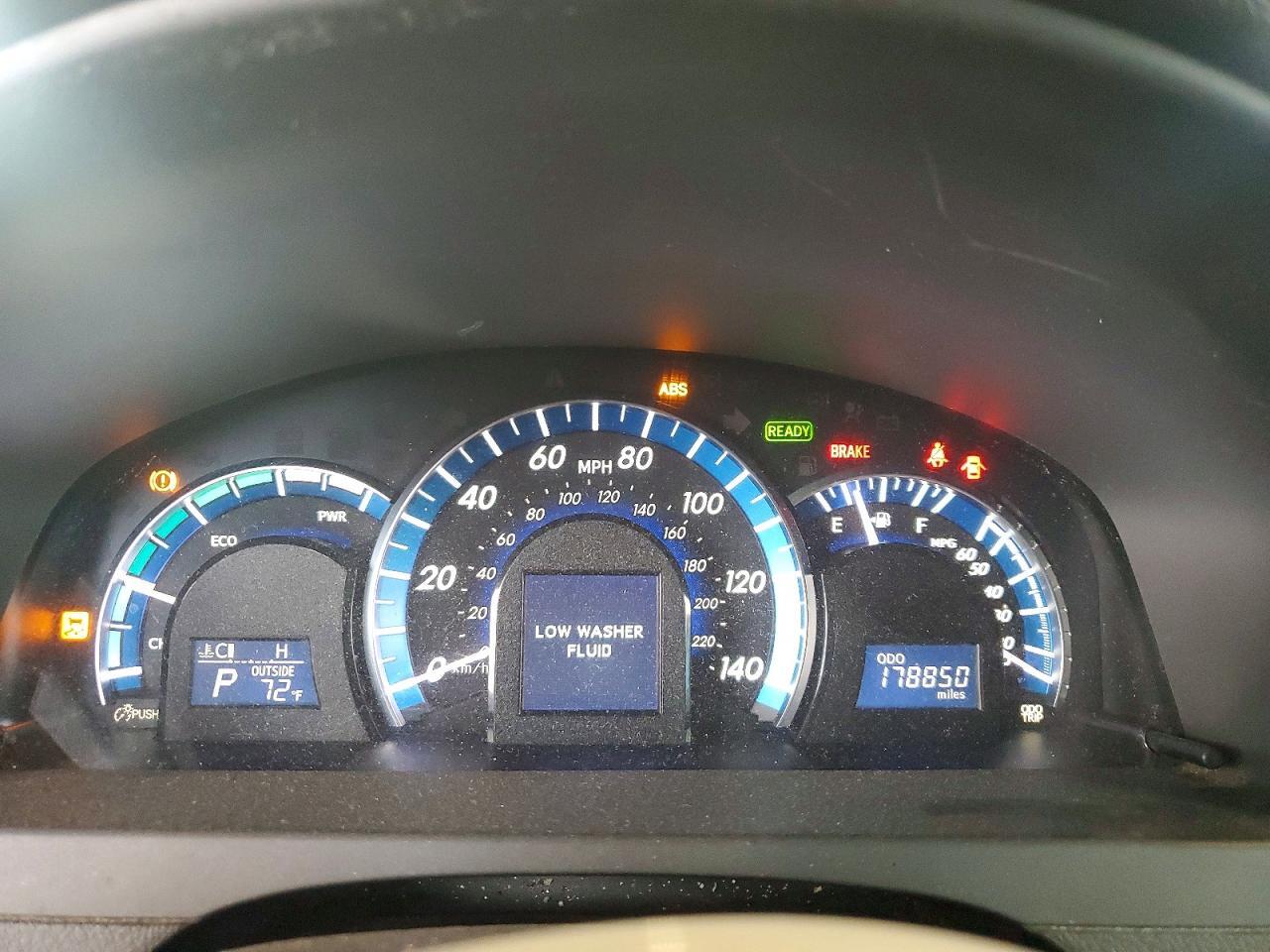 2012 TOYOTA CAMRY HYBRID XLE — Фото 9 из 13