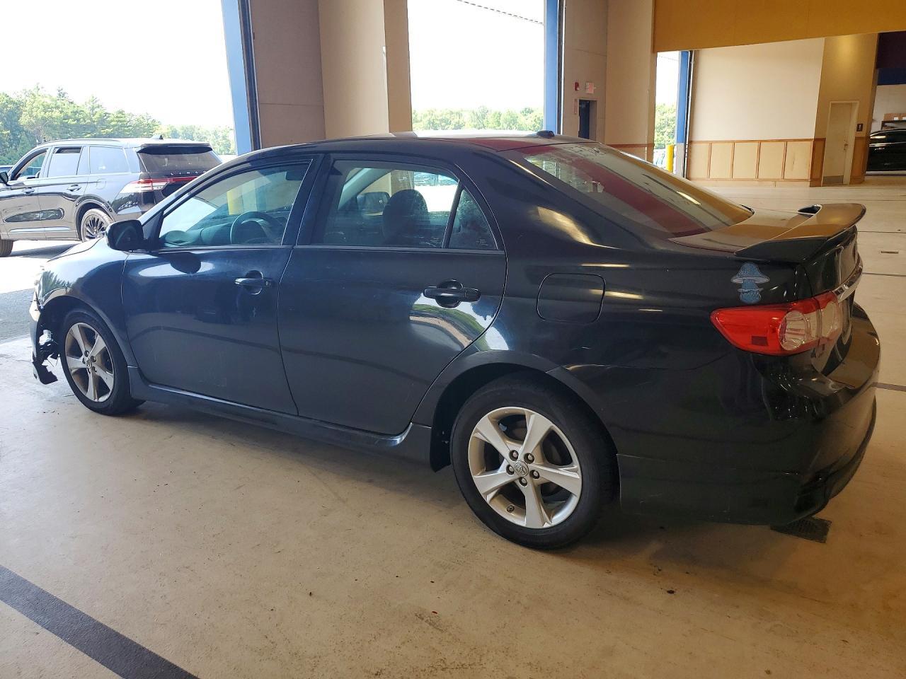 2012 TOYOTA COROLLA S — Фото 2 из 12
