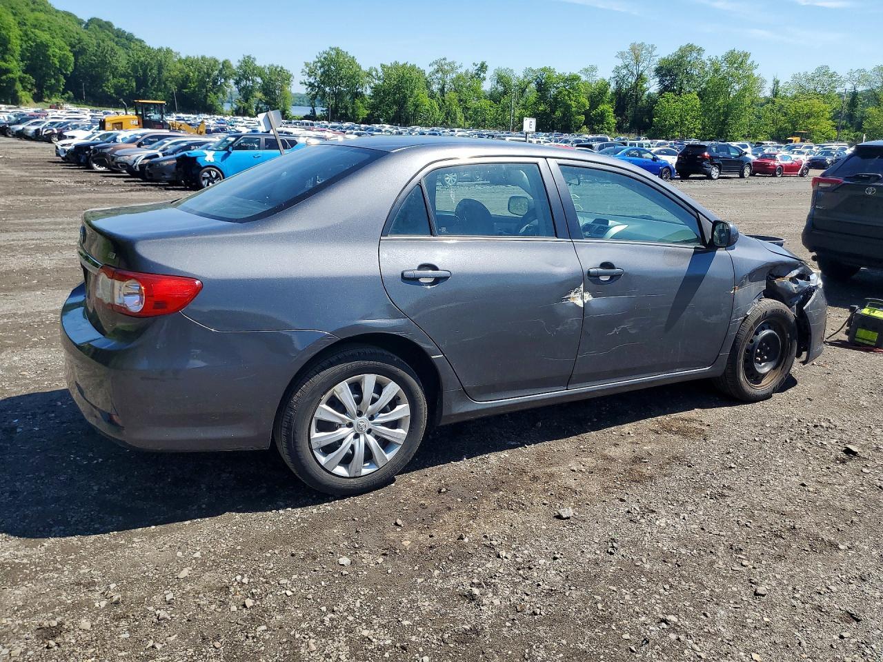 2012 TOYOTA COROLLA LE — Фото 3 из 12