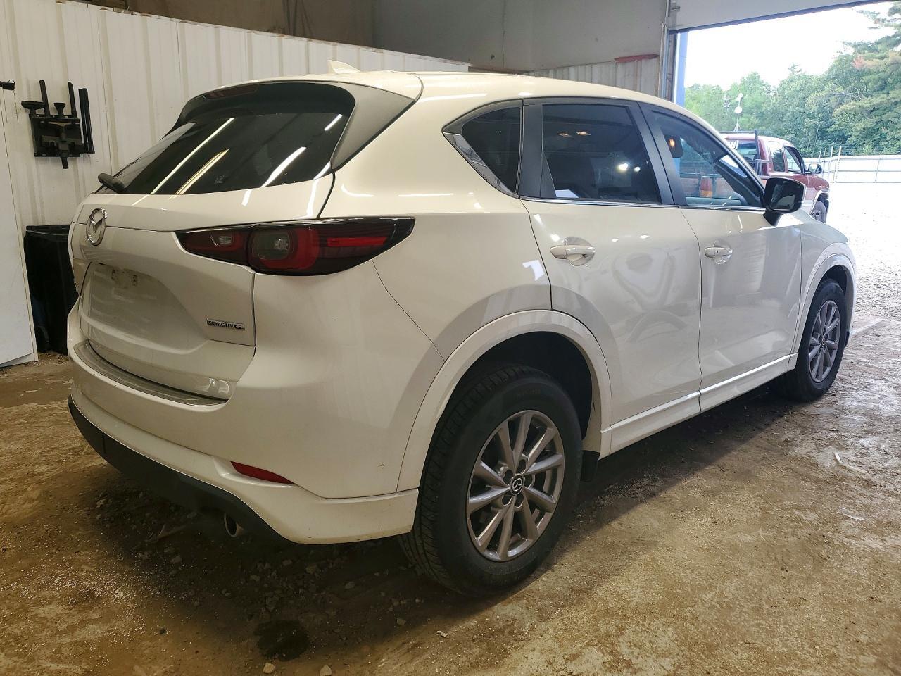2024 MAZDA CX-5 PREFERRED — Фото 3 из 13