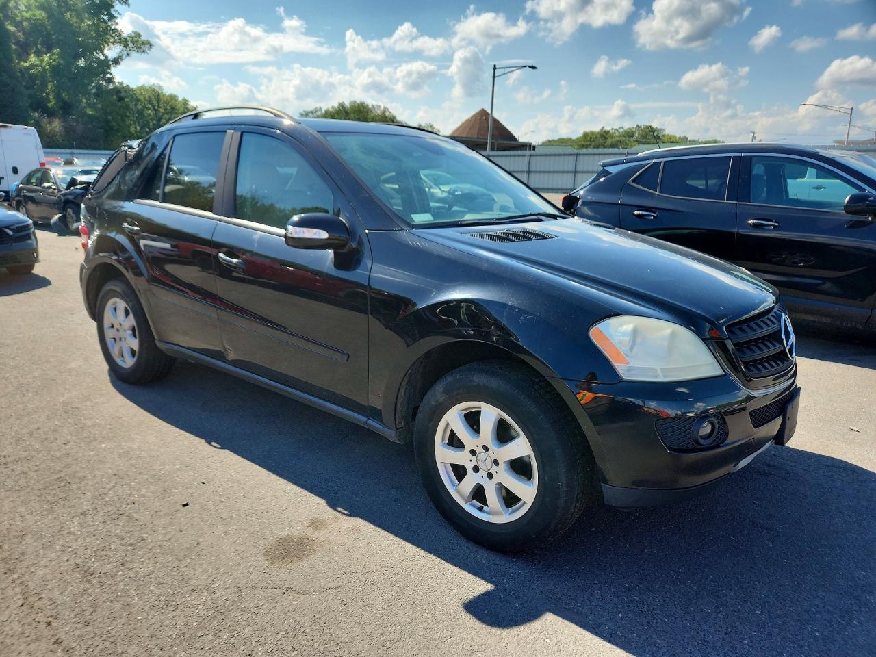 2006 MERCEDES-BENZ ML 350 — Фото 4 из 12