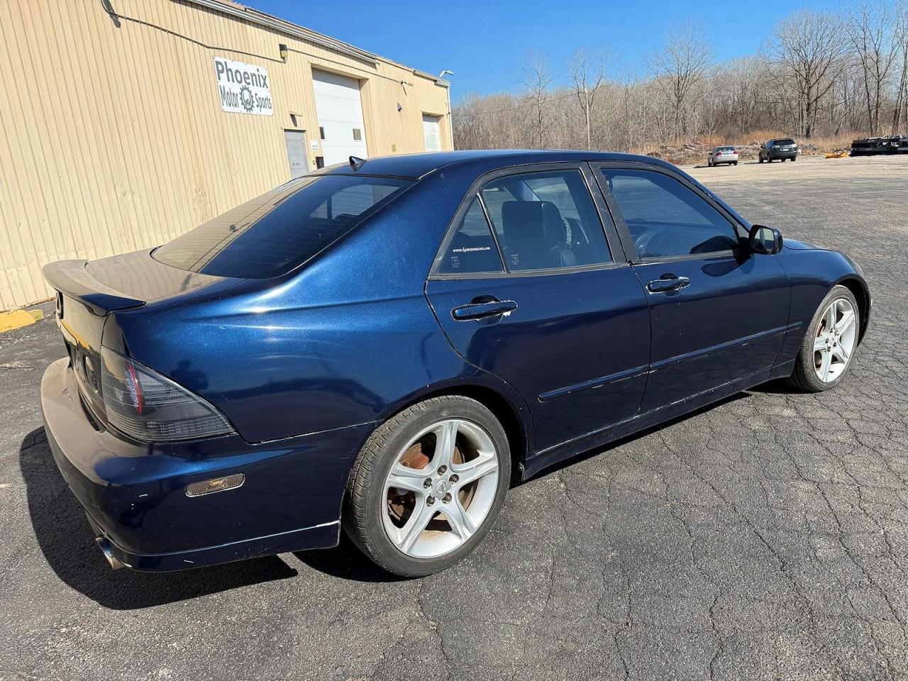 2003 LEXUS IS 300 JTHBD192630080348 — Фото 4 из 10