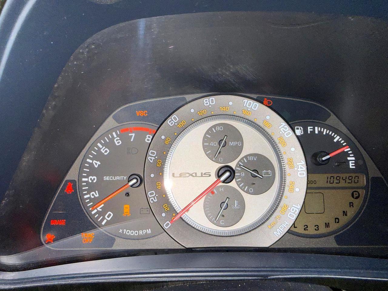 2003 LEXUS IS 300 JTHBD192630080348 — Фото 9 из 10