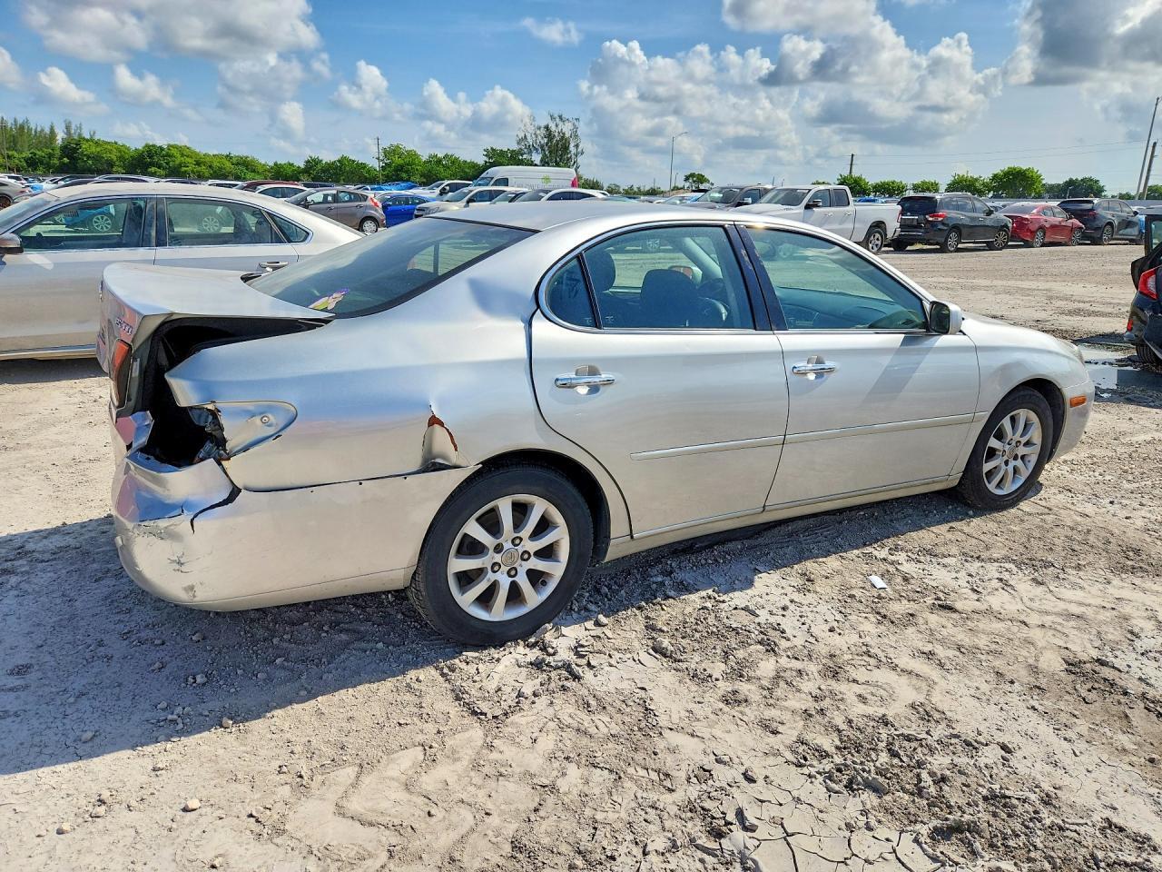 2003 LEXUS ES 300 — Фото 3 из 12