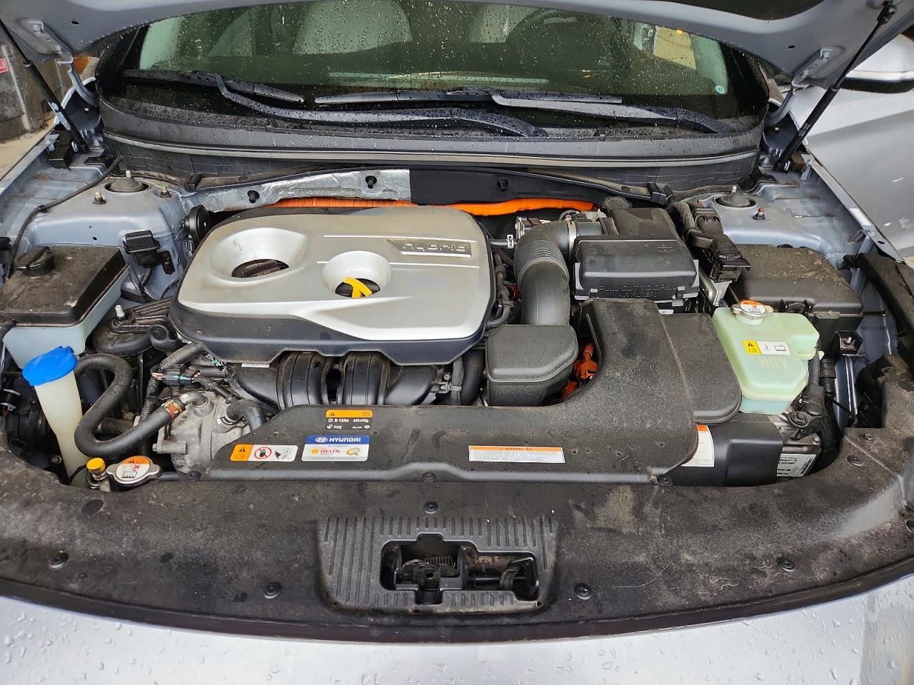 2016 HYUNDAI SONATA HYBRID SE — Фото 11 из 12