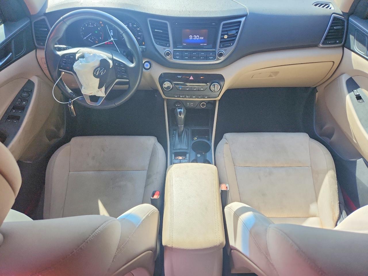 KM8J3CA27GU246491 2016 HYUNDAI TUCSON photo no. 8