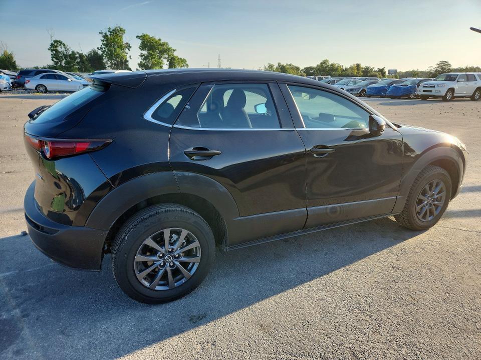 2024 MAZDA CX-30 — Фото 3 из 13