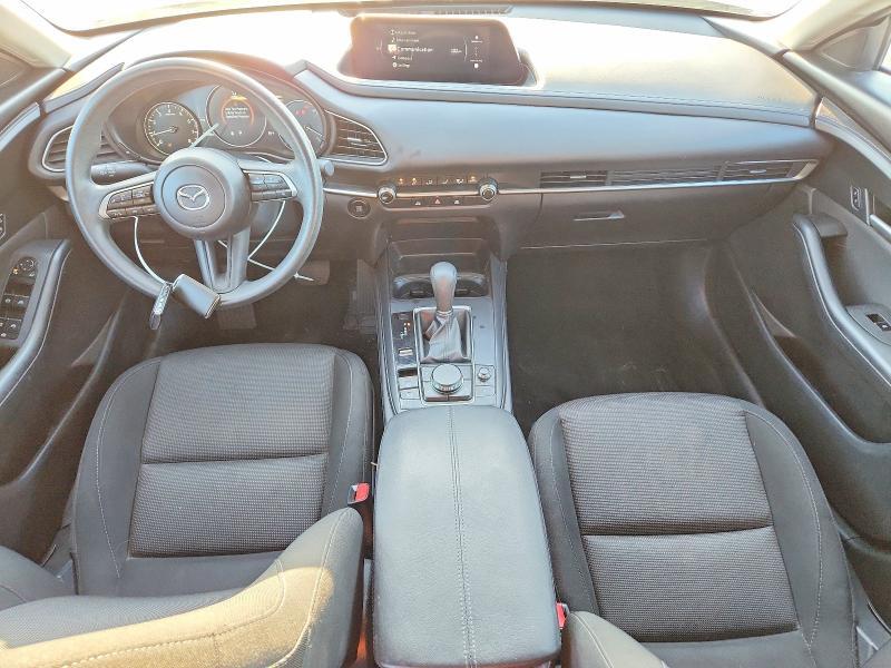 2024 MAZDA CX-30 — Фото 8 из 13