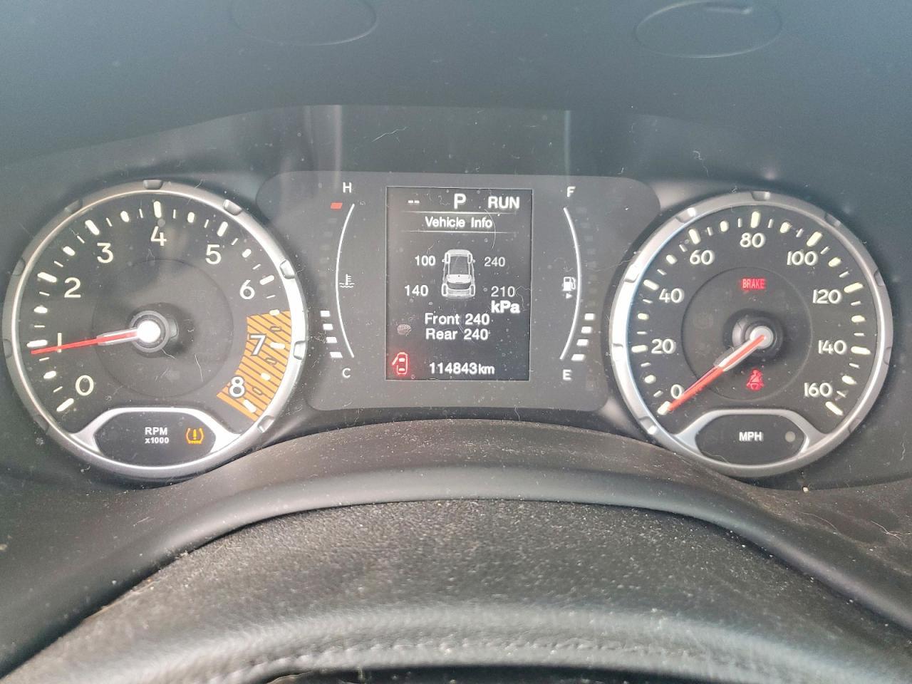 2020 JEEP RENEGADE LATITUDE — Фото 9 из 13
