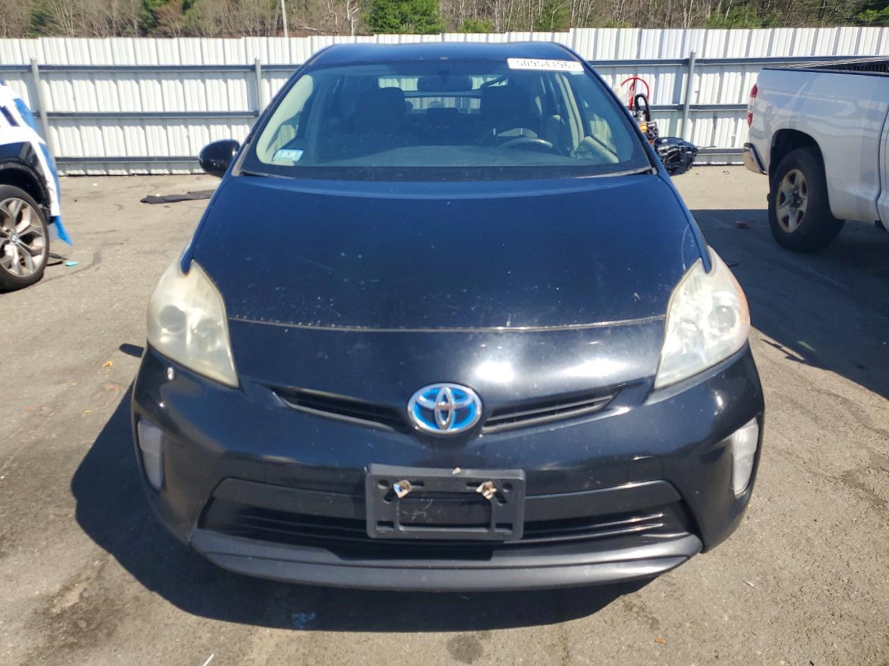2012 TOYOTA PRIUS TWO — Фото 5 из 12