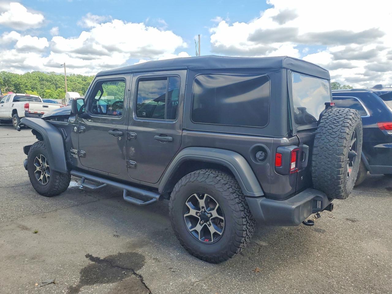 2020 JEEP WRANGLER UNLIMITED SPORT — Фото 2 из 13