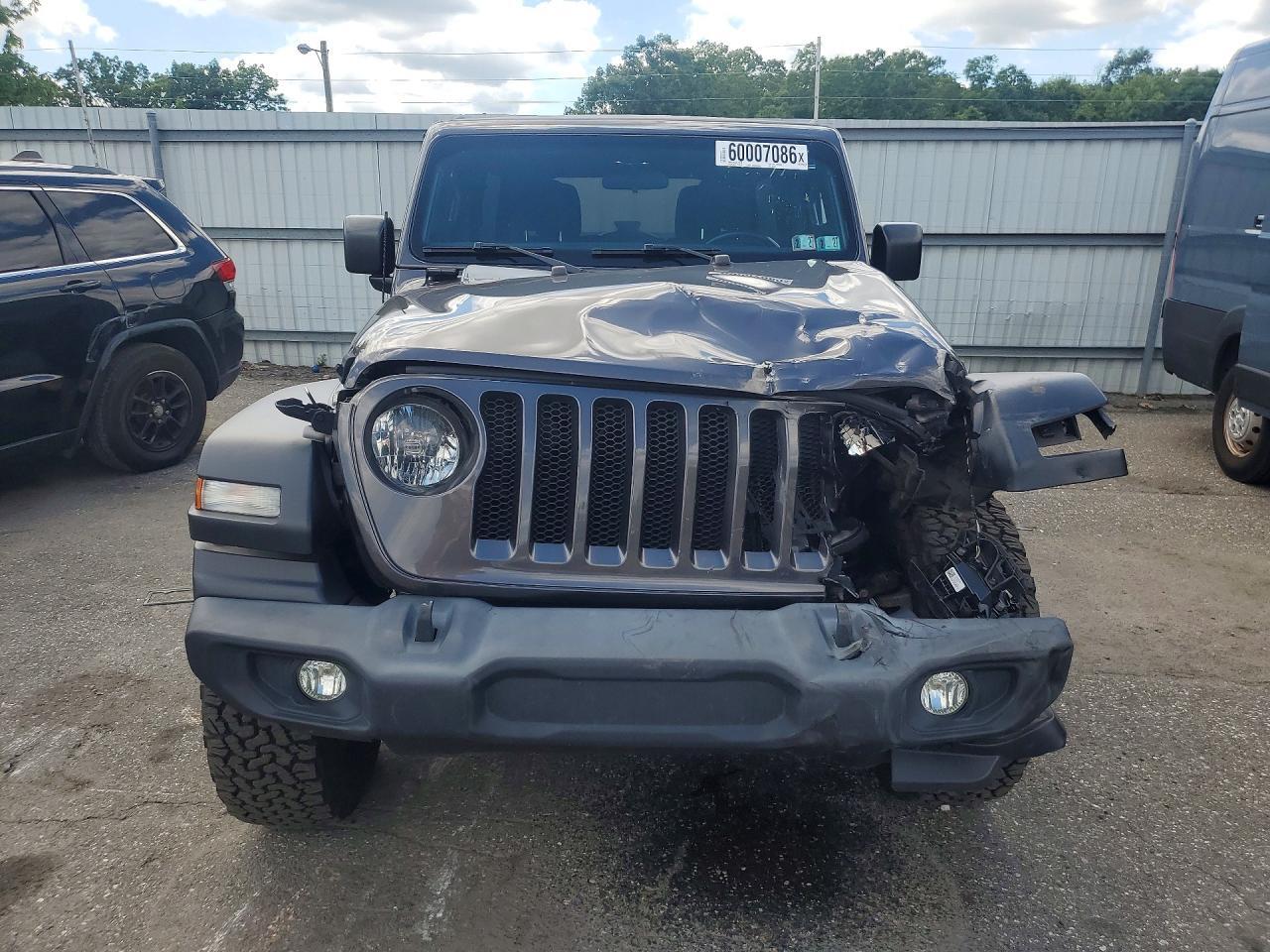 2020 JEEP WRANGLER UNLIMITED SPORT — Фото 5 из 13