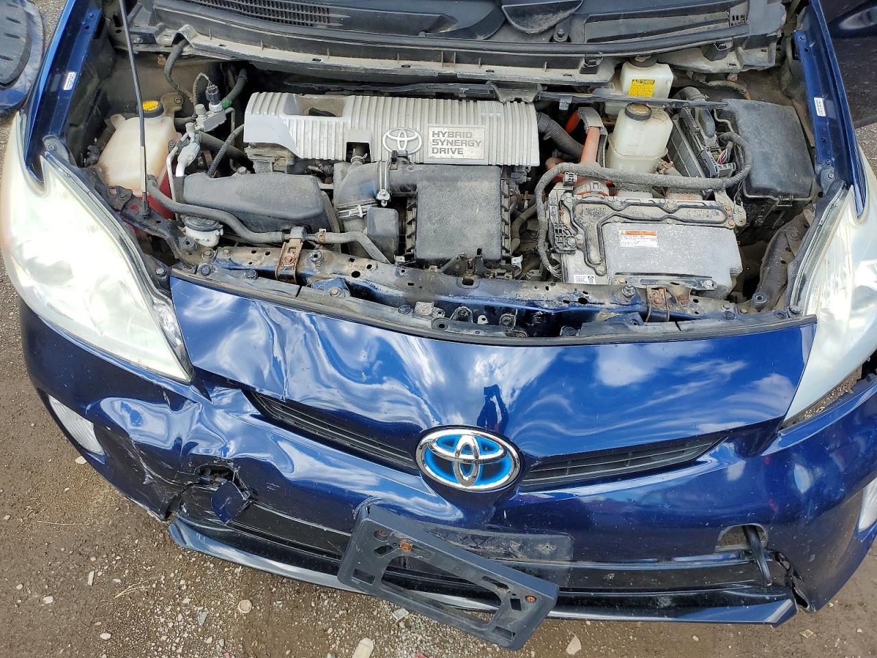2012 TOYOTA PRIUS ONE — Фото 11 из 12