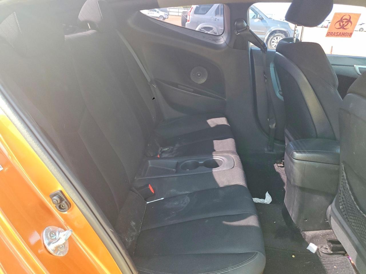 2016 HYUNDAI VELOSTER BASE — Фото 10 из 12