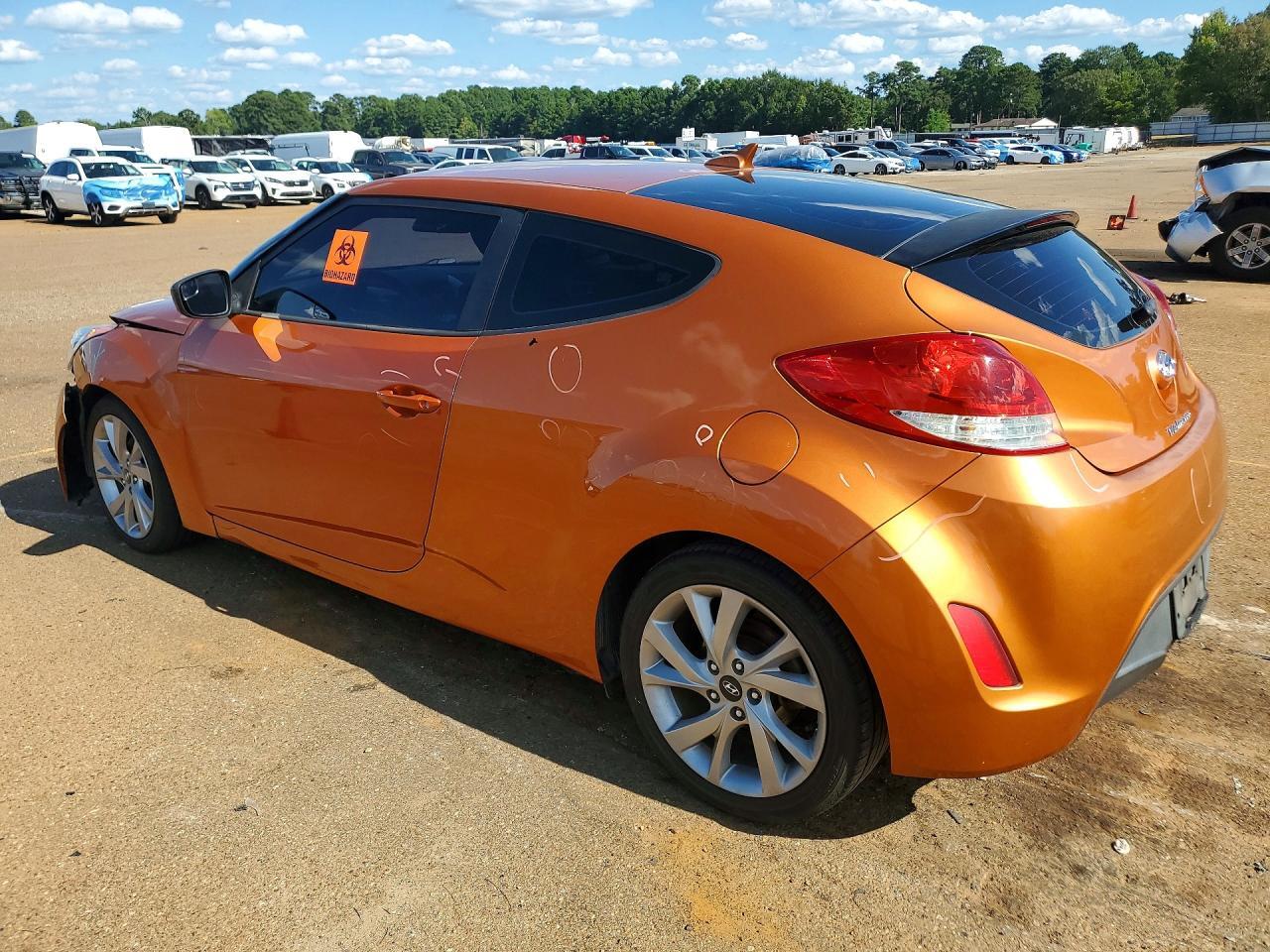 2016 HYUNDAI VELOSTER BASE — Фото 2 из 12