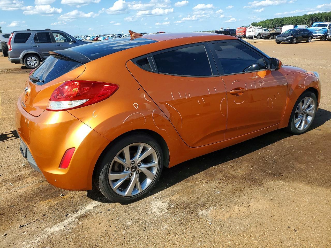 2016 HYUNDAI VELOSTER BASE — Фото 3 из 12