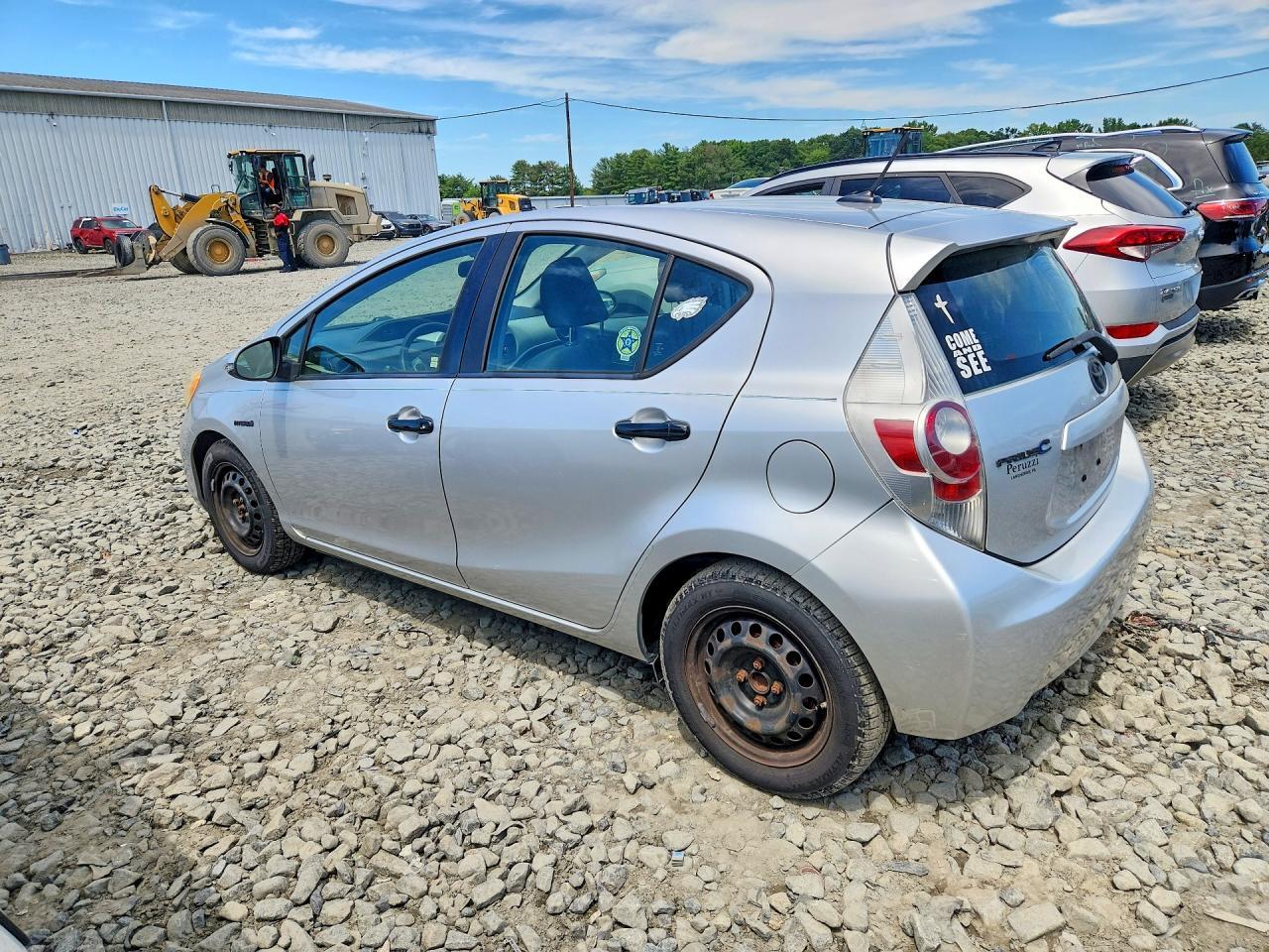2012 TOYOTA PRIUS C THREE — Фото 2 из 12