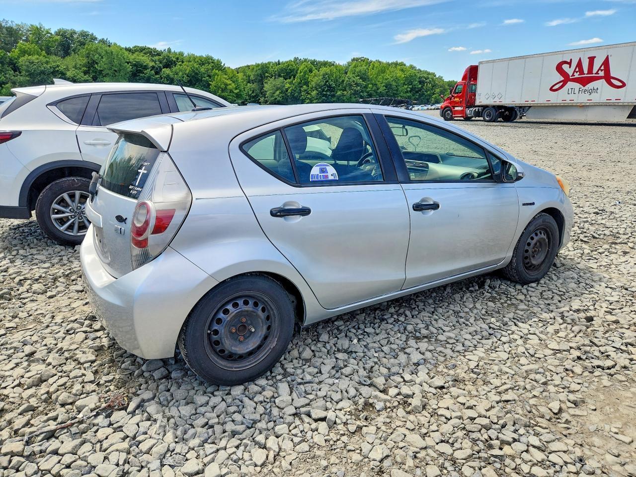 2012 TOYOTA PRIUS C THREE — Фото 3 из 12