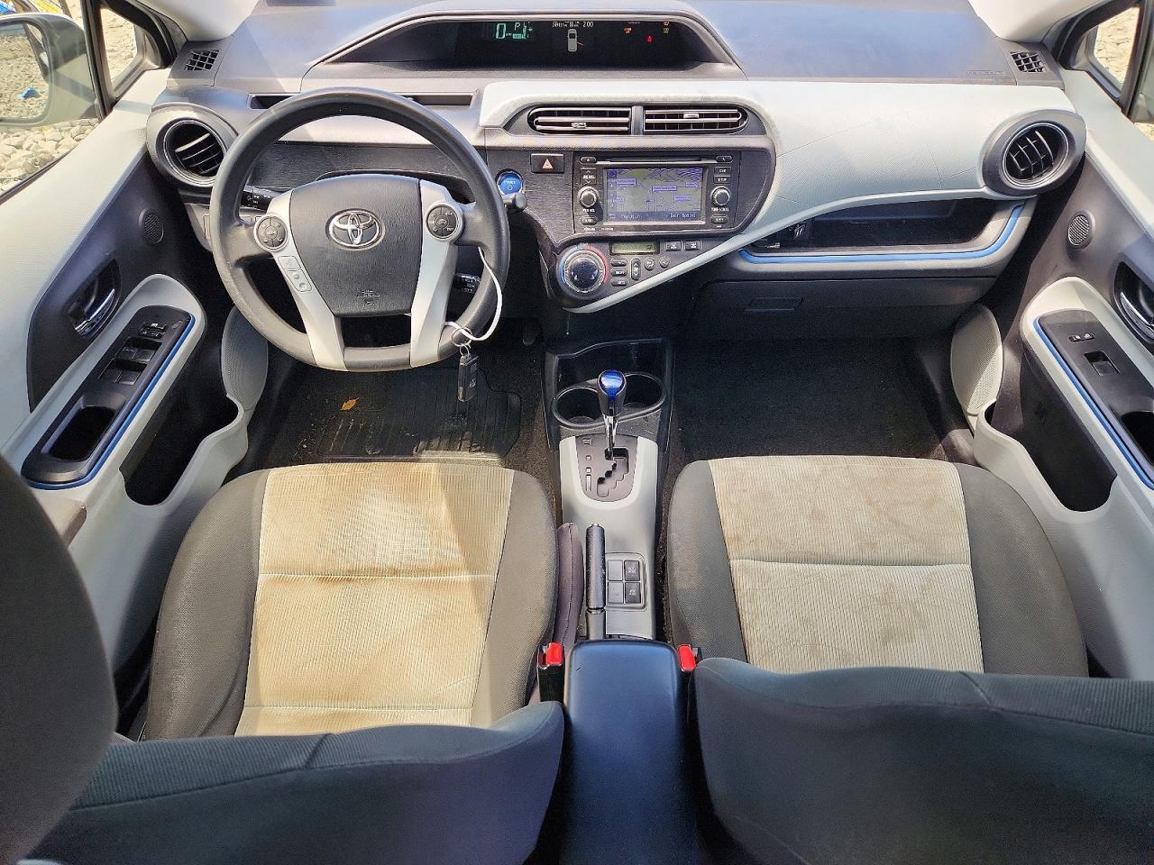 2012 TOYOTA PRIUS C THREE — Фото 8 из 12