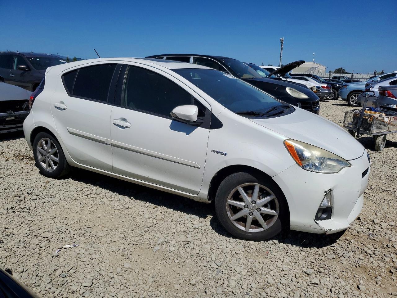 2012 TOYOTA PRIUS C FOUR — Фото 4 из 12