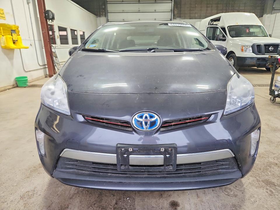 2012 TOYOTA PRIUS PLUG-IN HYBRID BASE — Фото 5 из 12
