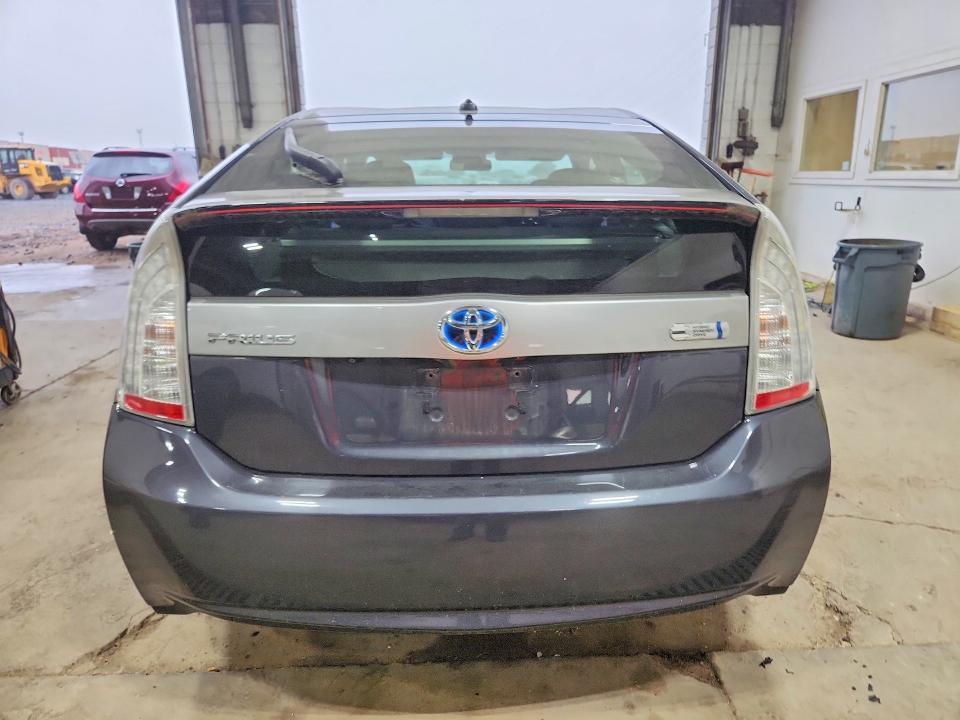 2012 TOYOTA PRIUS PLUG-IN HYBRID BASE — Фото 6 из 12