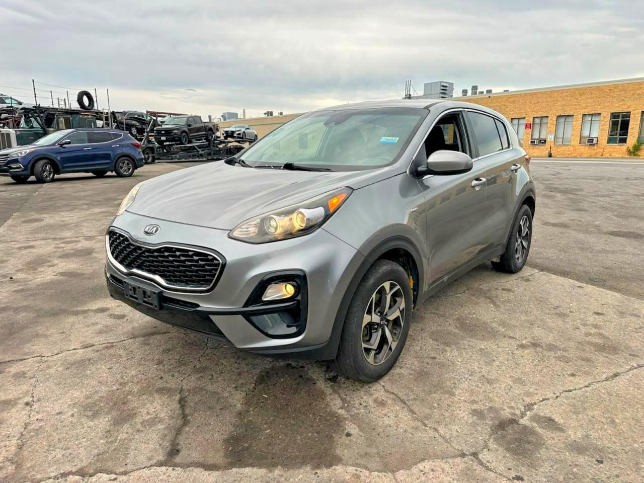 2020 KIA SPORTAGE LX — Фото 2 из 13