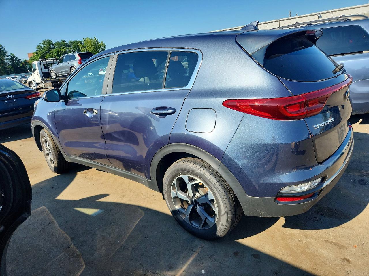 2020 KIA SPORTAGE LX — Фото 2 из 13