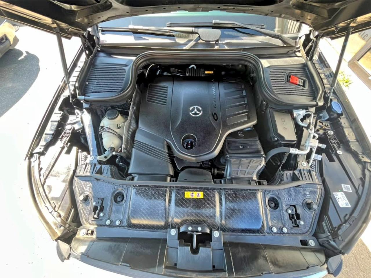 2024 MERCEDES-BENZ GLS 450 4MATIC — Фото 11 из 13