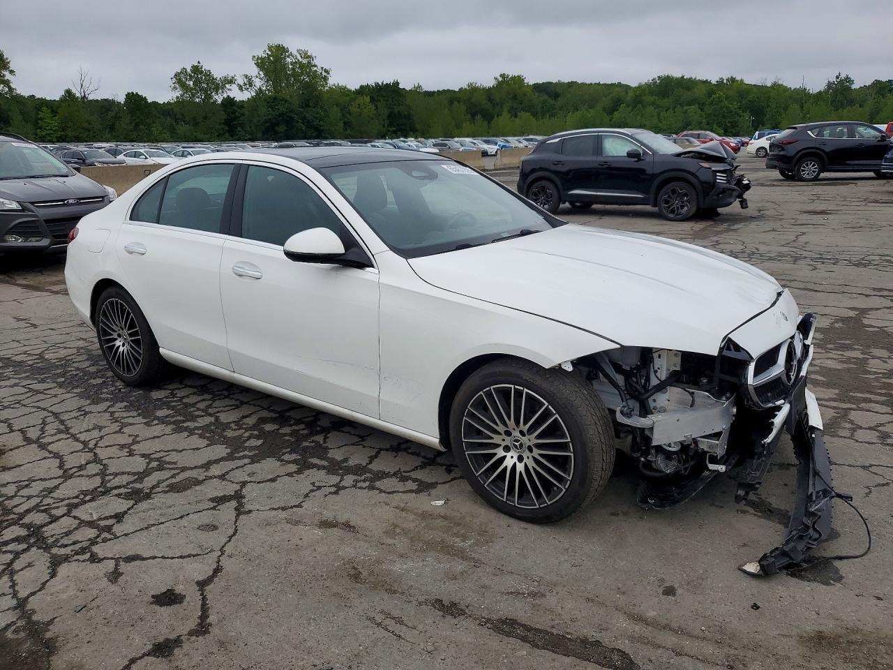 2024 MERCEDES-BENZ C 300 4MATIC — Фото 4 из 13
