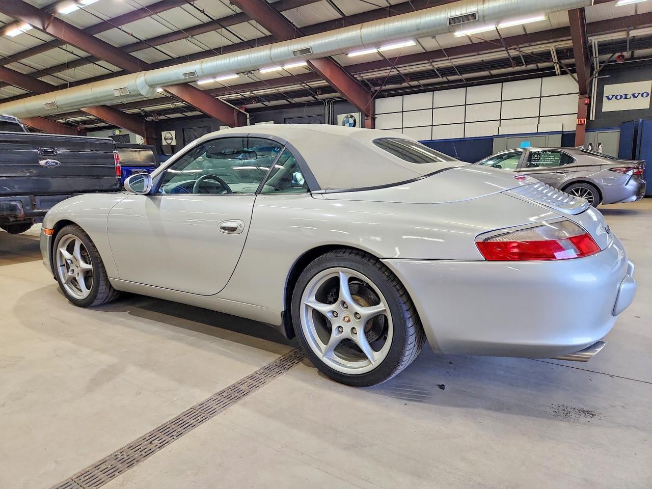 2003 PORSCHE 911 CARRERA 2 — Фото 2 из 12