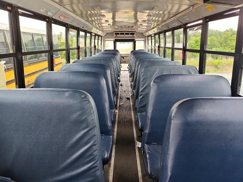 2009 THOMAS SAF-T-LINER C2 - SCHOOL BUS — Фото 6 из 10