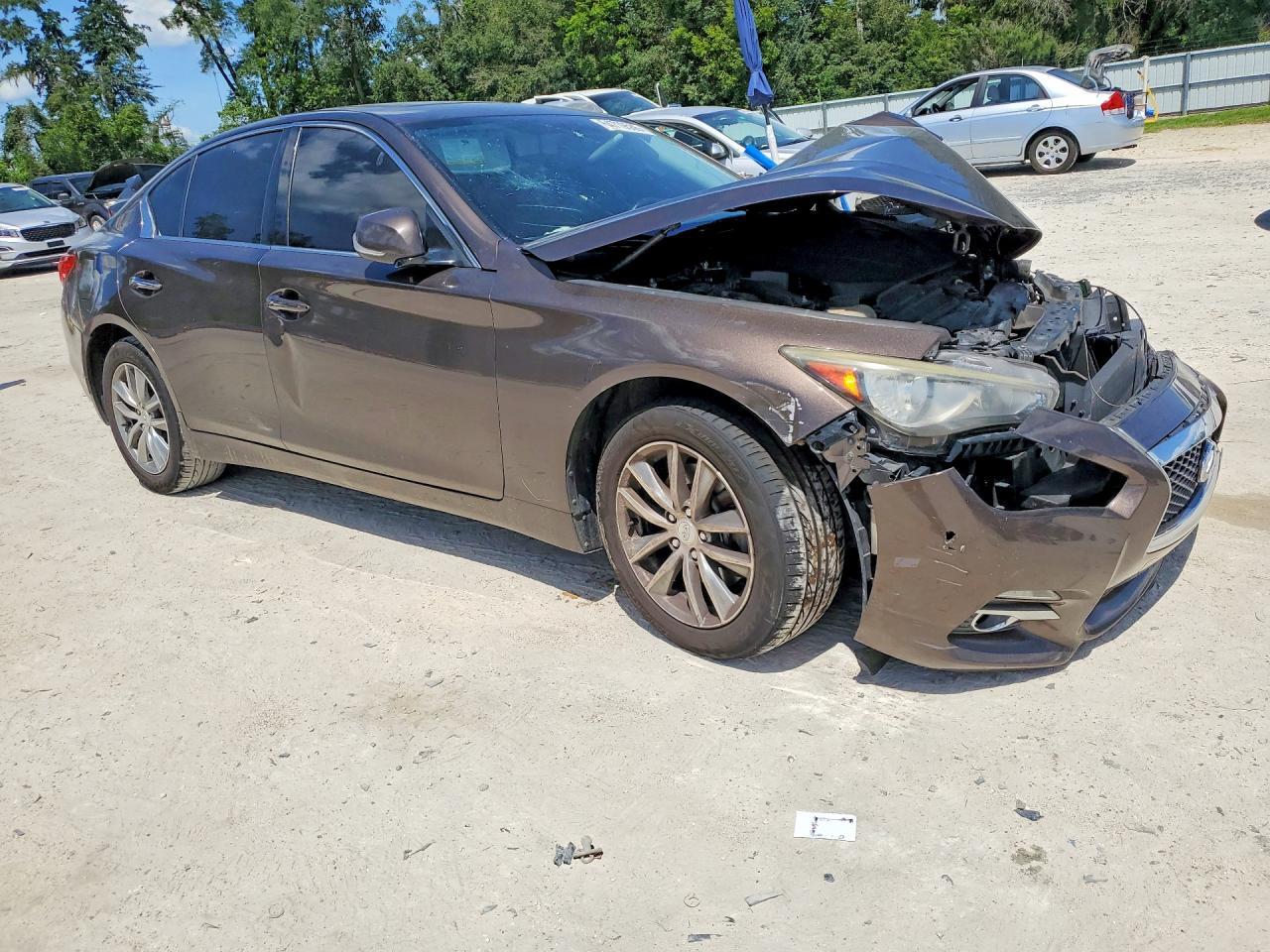 2016 INFINITI Q50 2.0T PREMIUM — Фото 4 из 13