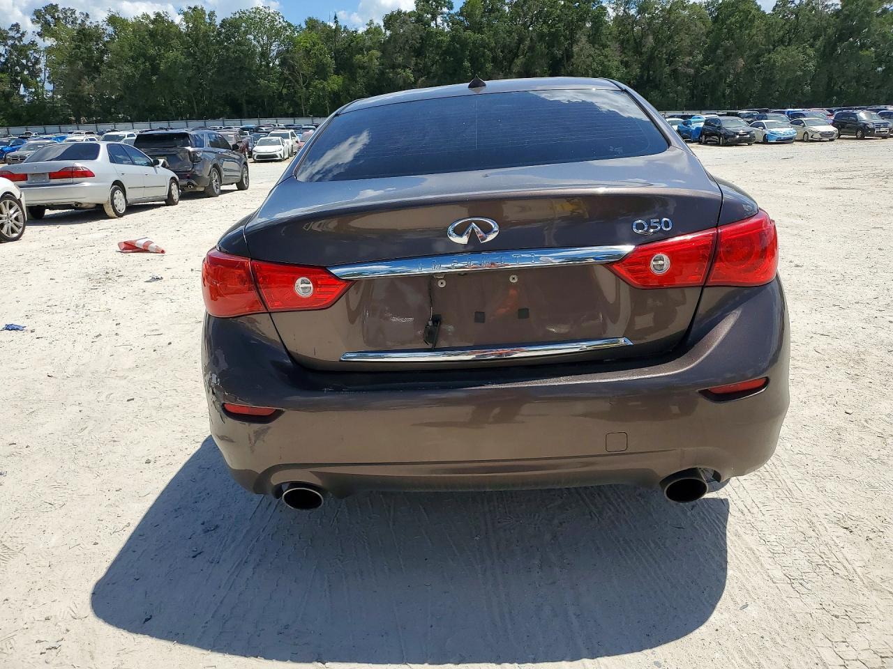 2016 INFINITI Q50 2.0T PREMIUM — Фото 6 из 13