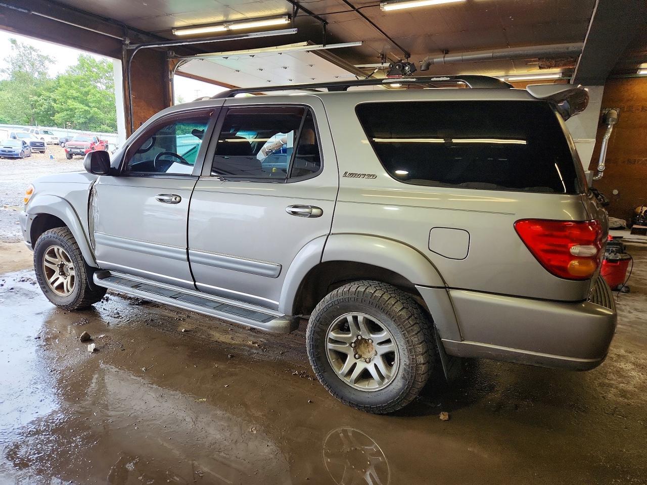 2003 TOYOTA SEQUOIA LIMITED — Фото 2 из 13