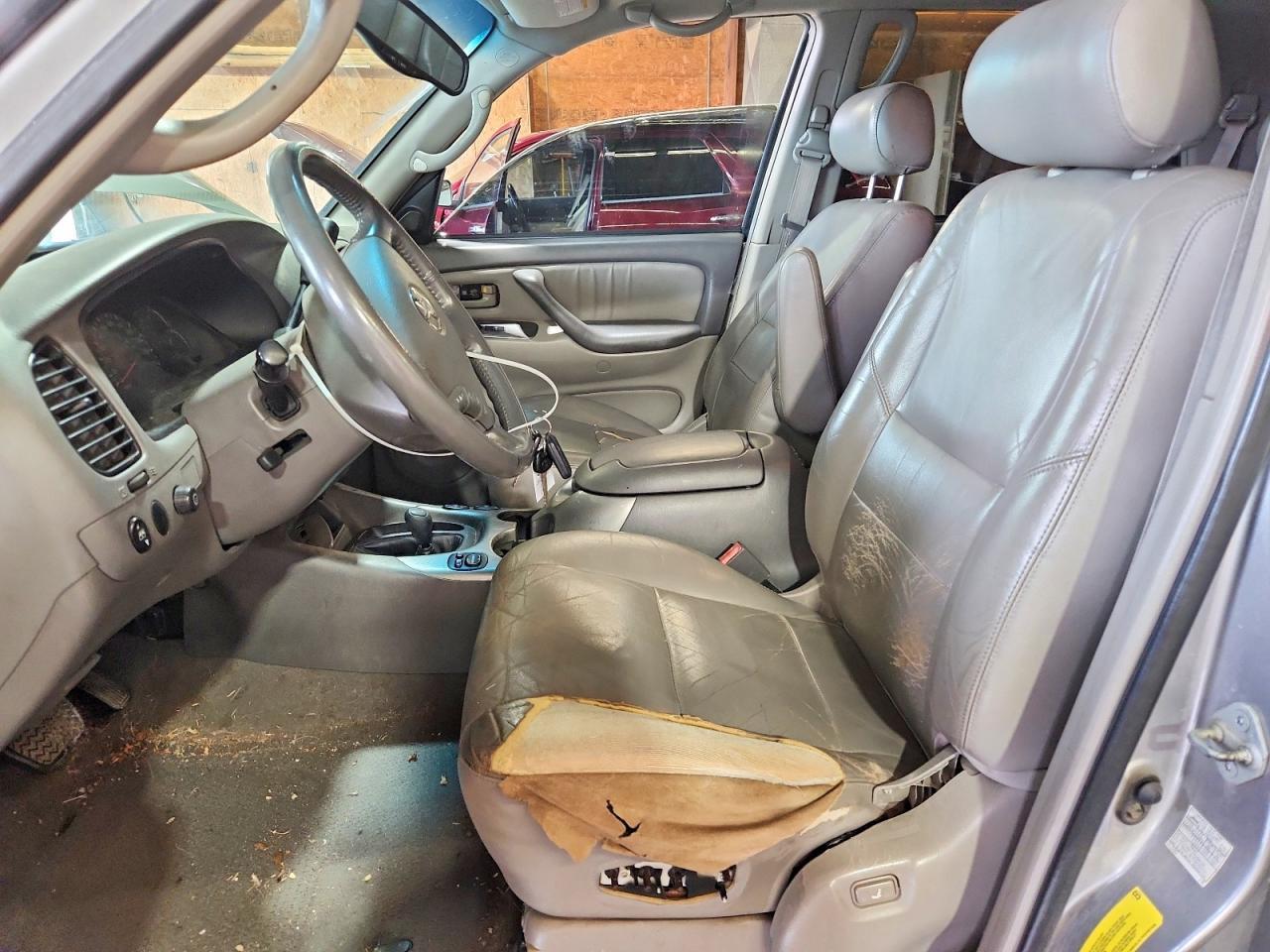 2003 TOYOTA SEQUOIA LIMITED — Фото 7 из 13
