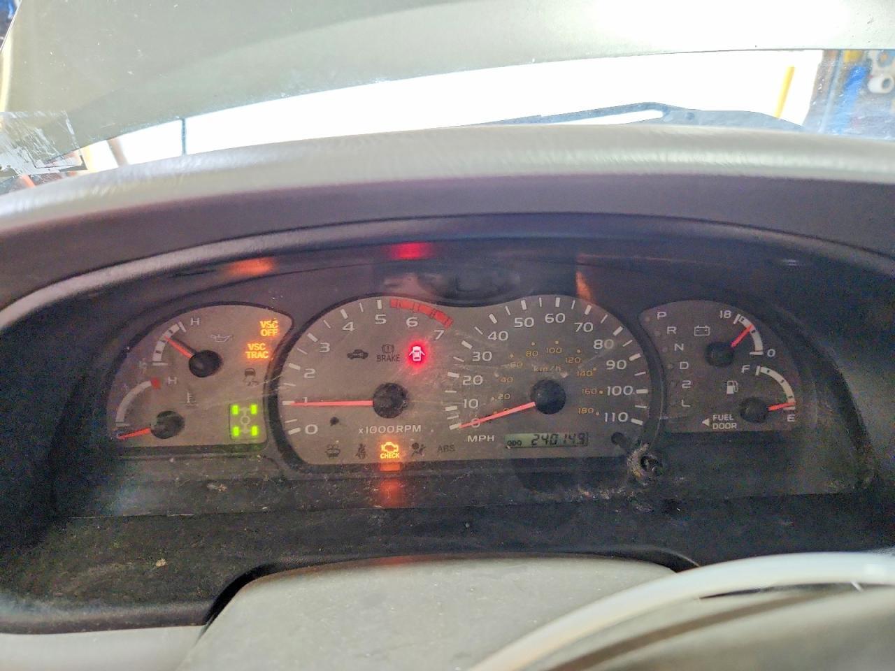 2003 TOYOTA SEQUOIA LIMITED — Фото 9 из 13
