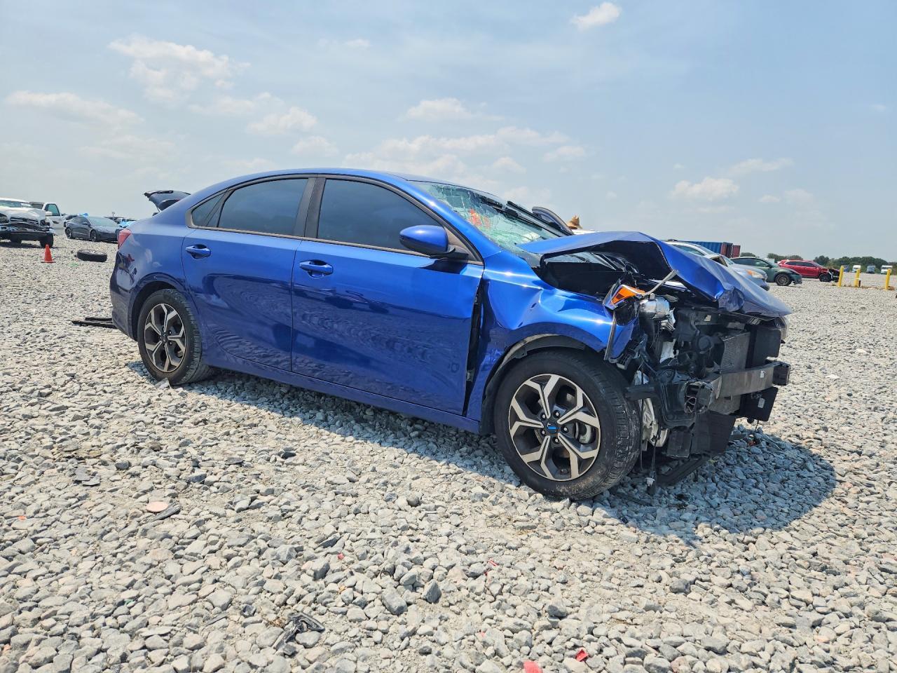 2020 KIA FORTE LXS — Фото 4 из 13
