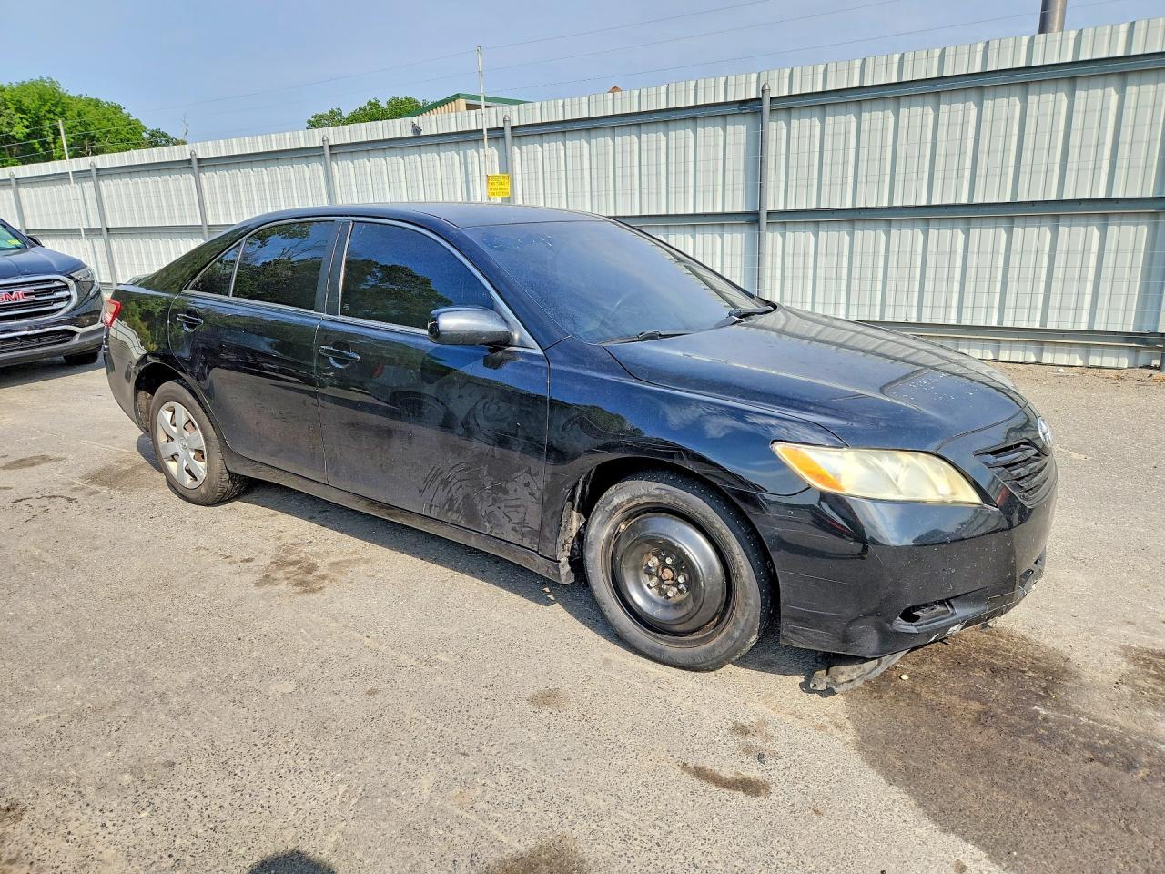 2009 TOYOTA CAMRY LE — Фото 4 из 13