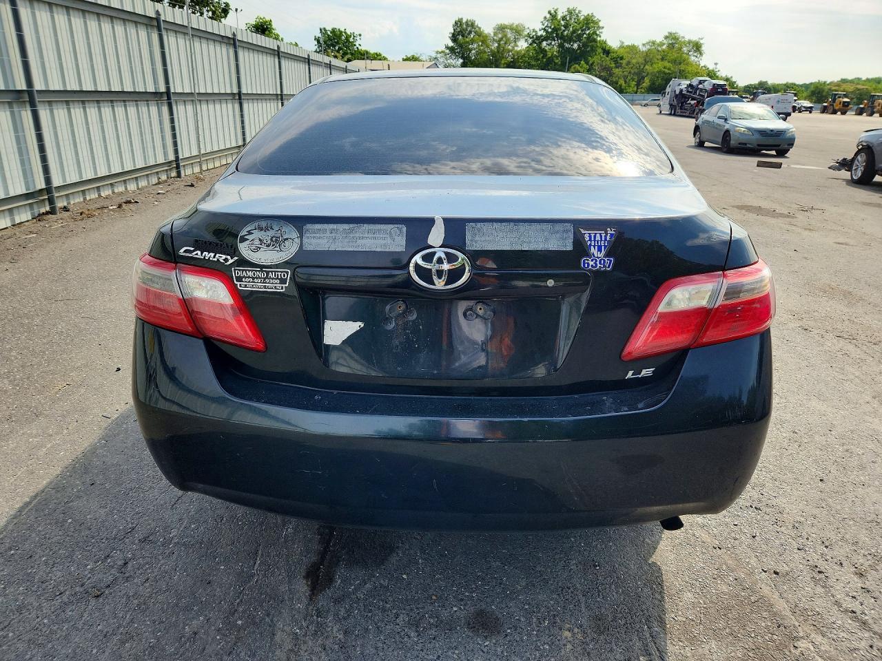 2009 TOYOTA CAMRY LE — Фото 6 из 13