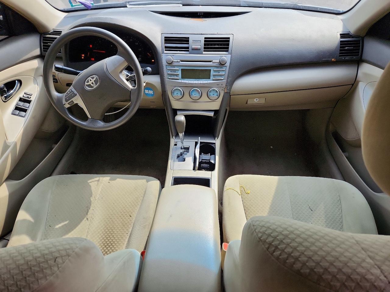 2009 TOYOTA CAMRY LE — Фото 8 из 13